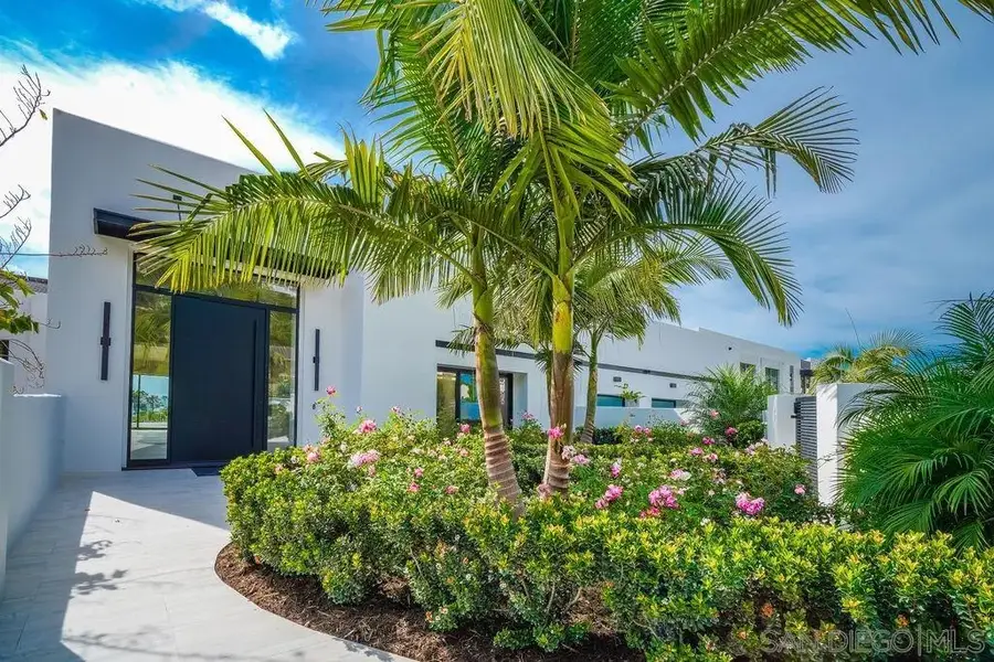 8308 Calle Del Cielo, La Jolla, CA 92037 - #3