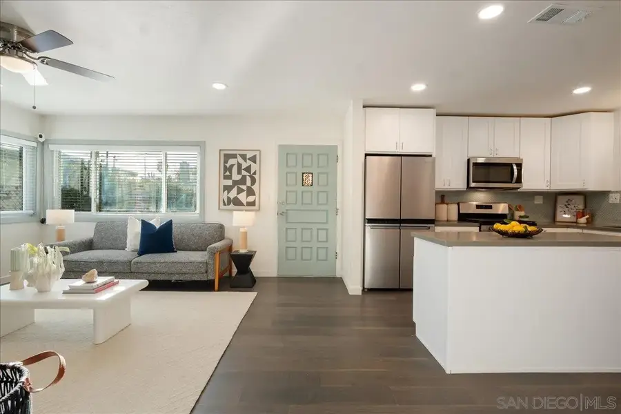 941 8th St, Imperial Beach, CA 91932 - #2