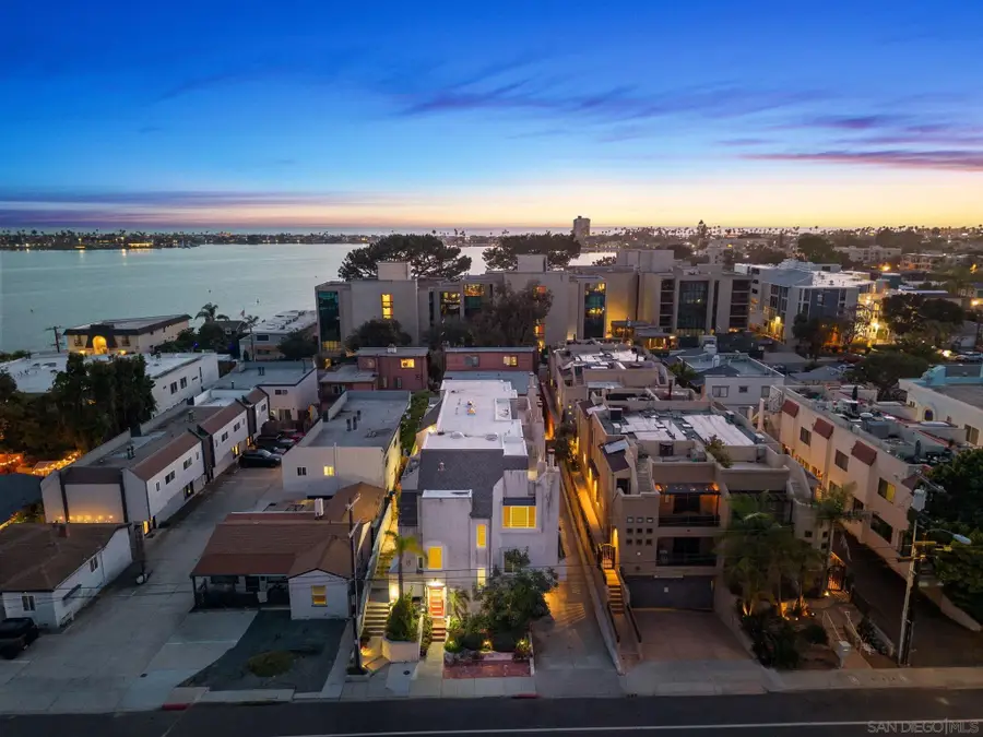 3974 Riviera Dr, San Diego, CA 92109 - #3