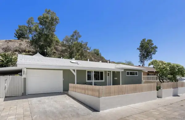 477 Meadowbrook, San Diego, CA 92114
