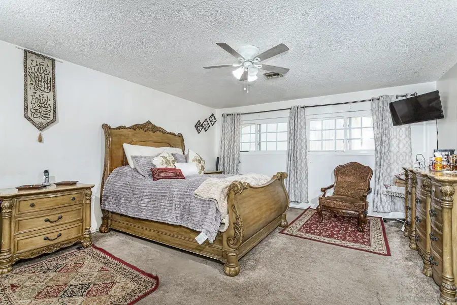 166 Via De Laurencio, Chula Vista, CA 91910 - #3