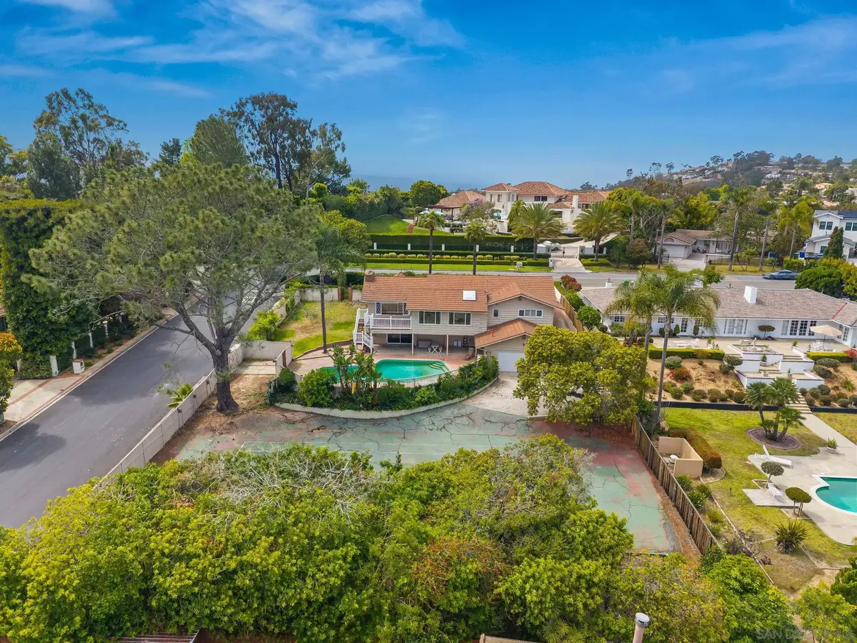 6401 La Jolla Scenic Dr S, La Jolla, CA 92037 - #1