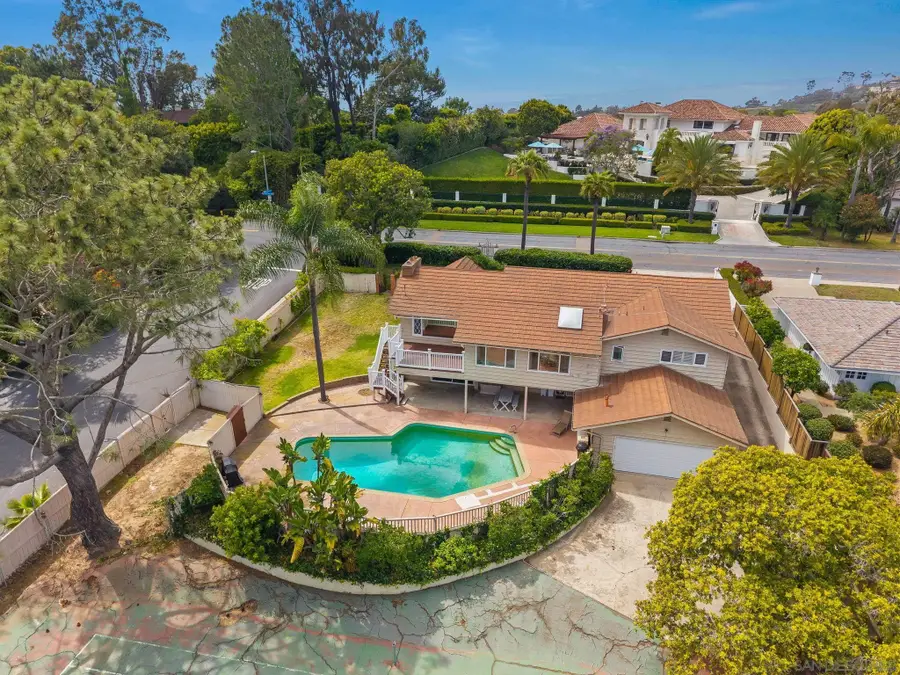 6401 La Jolla Scenic Dr S, La Jolla, CA 92037 - #3