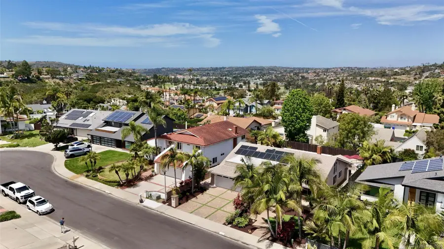 3022 Azahar Court, Carlsbad, CA 92009 - #3