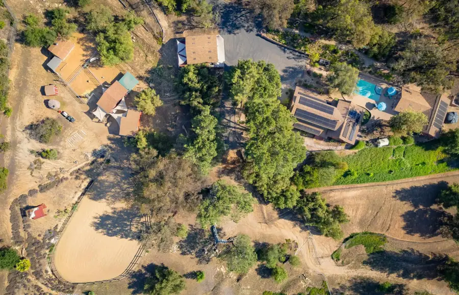 12052 Sky View Dr, Valley Center, CA 92082 - #2