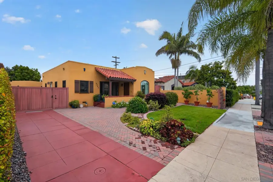 4505 Van Dyke Avenue, San Diego, CA 92116 - #3