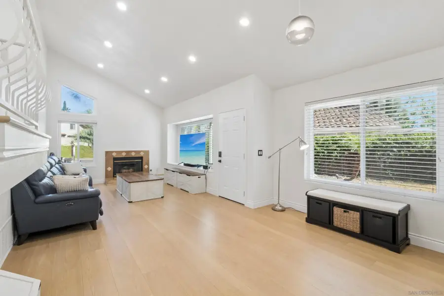 2343 Fair Oak, Escondido, CA 92026 - #2