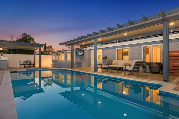 2884 Amulet St., San Diego, CA 92123