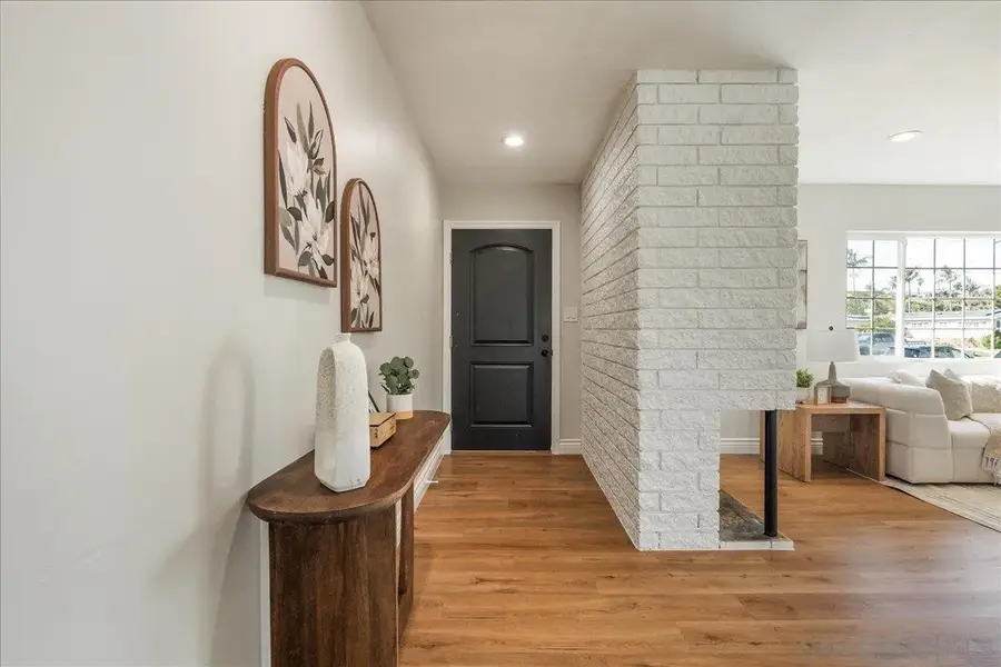 2705 Kobe Dr, San Diego, CA 92123 - #3
