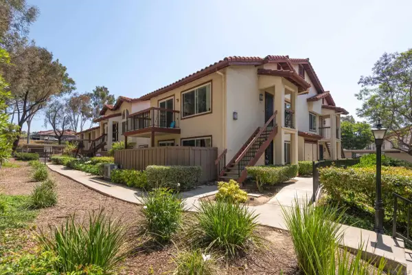 4060 Rosenda Court #230, San Diego, CA 92122