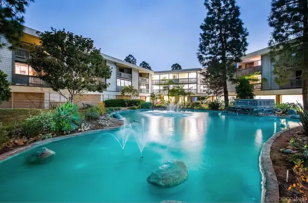 3098 Rue Dorleans #325, San Diego, CA 92110
