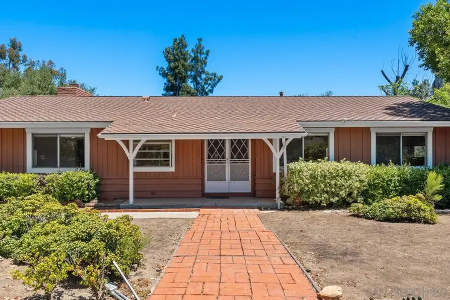 2004 Shire, El Cajon, CA 92019 - #3