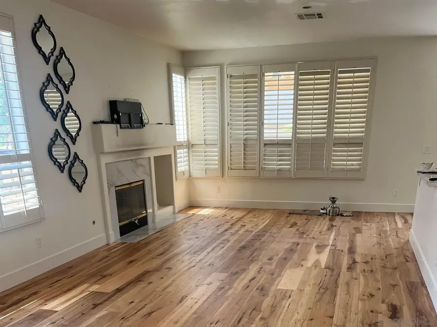 5572 Renaissance Ave. #3, San Diego, CA 92122 - #3