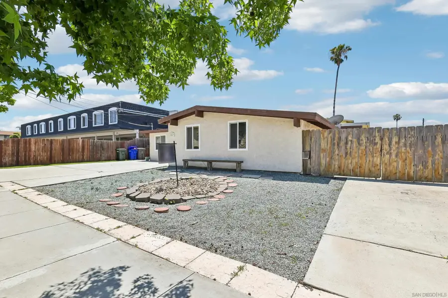 1217 Holly Ave, Imperial Beach, CA 91932 - #3