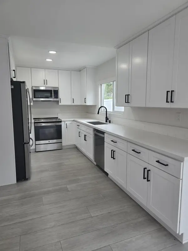 8430 Hydra Lane, San Diego, CA 92126