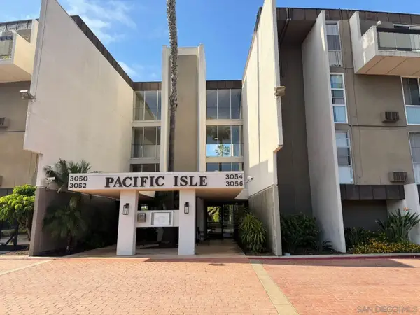 3050 Rue Dorleans #370, San Diego, CA 92110
