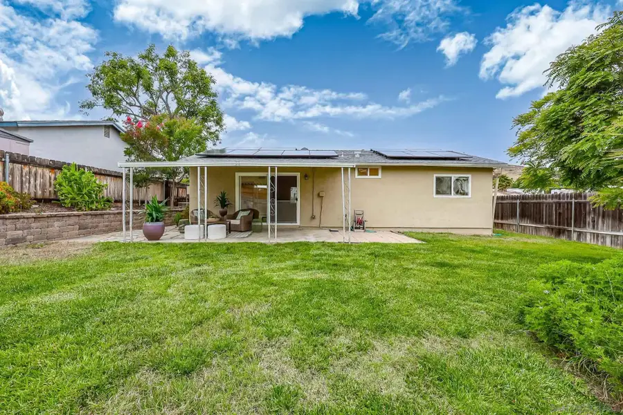 9483 Lake Canyon Rd, Santee, CA 92071 - #2