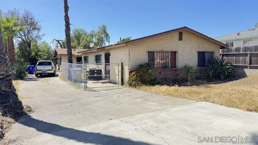3006 Chamoune, San Diego, CA 92105 - #1