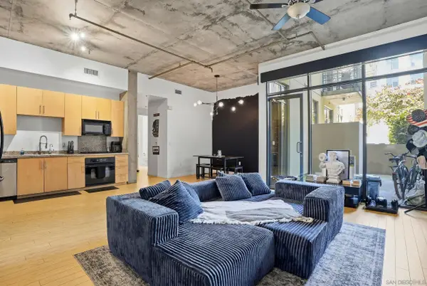 1050 Island #210, San Diego, CA 92101