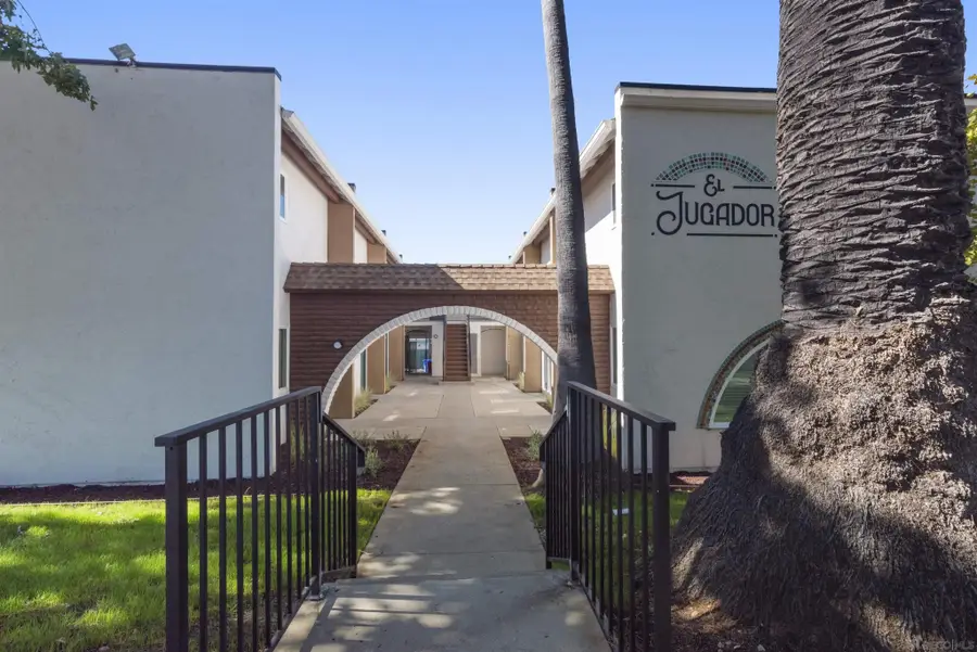 221 S Nevada St, Oceanside, CA 92054 - #3