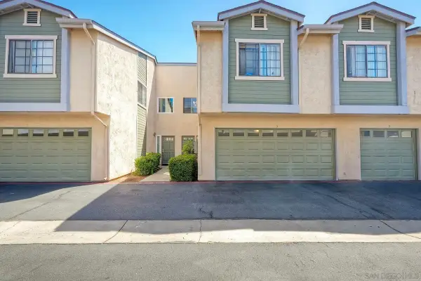 1225 N Broadway #Unit 3, Escondido, CA 92026