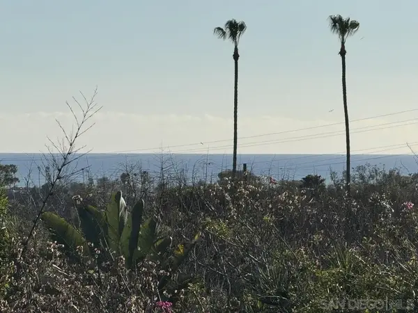 2850 Highland Dr., Carlsbad, CA 92008