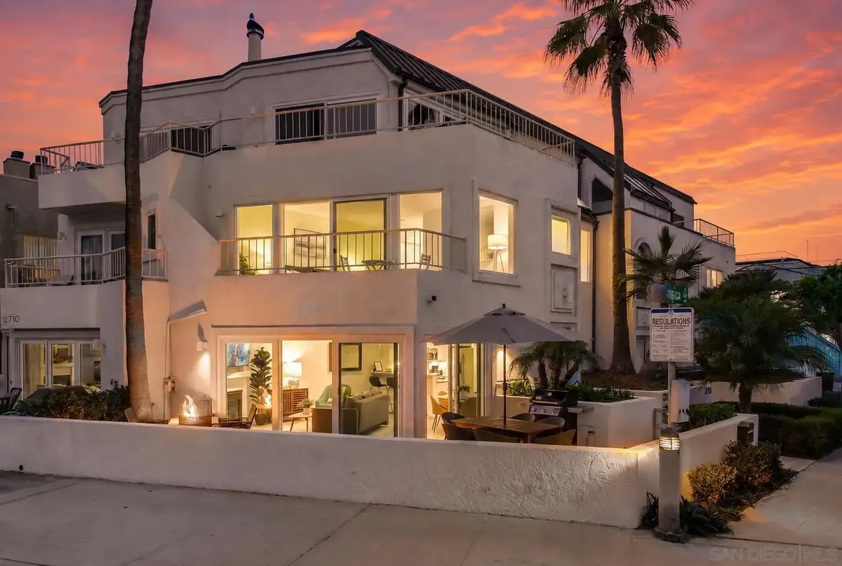 3268 Bayside Walk, San Diego, CA 92109 - #1