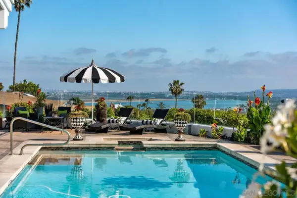 2402 Alto Cerro Circle, San Diego, CA 92109