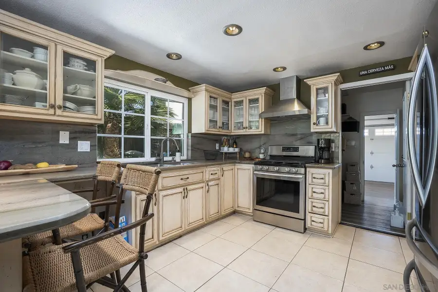 902 Loma View, Chula Vista, CA 91910 - #3