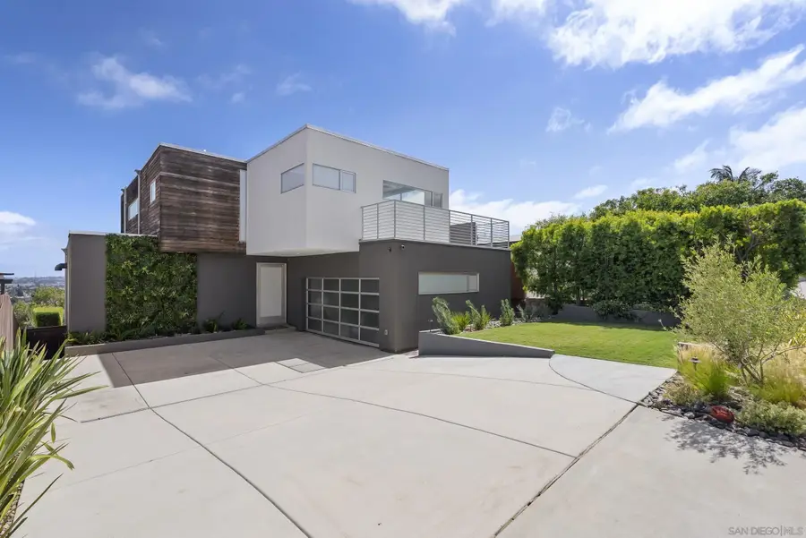 1621 Collingwood Dr., San Diego, CA 92109 - #3