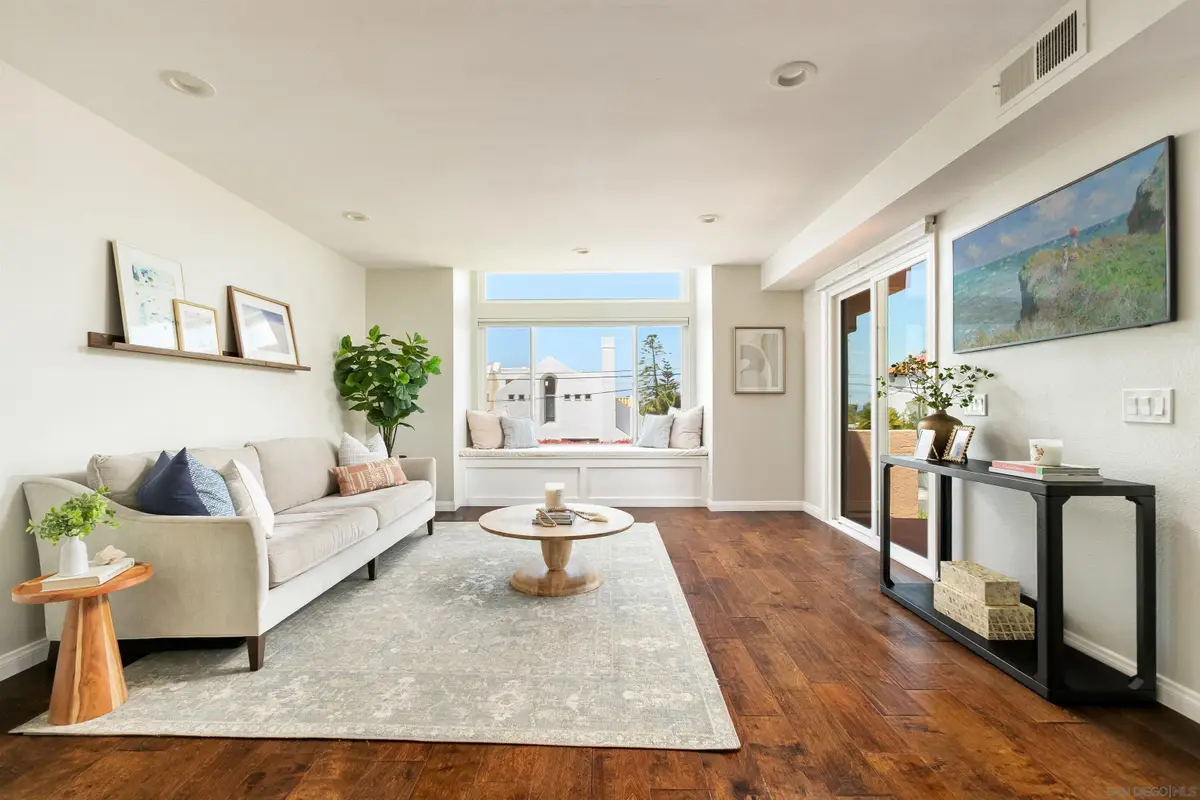 6721 Draper, La Jolla, CA 92037 - #1