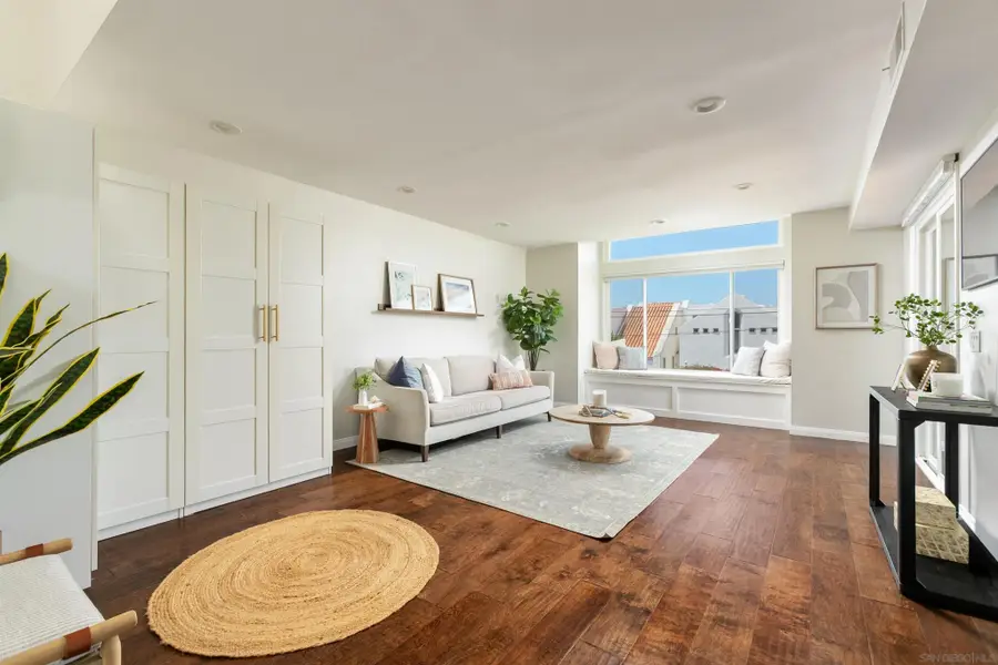 6721 Draper, La Jolla, CA 92037 - #2