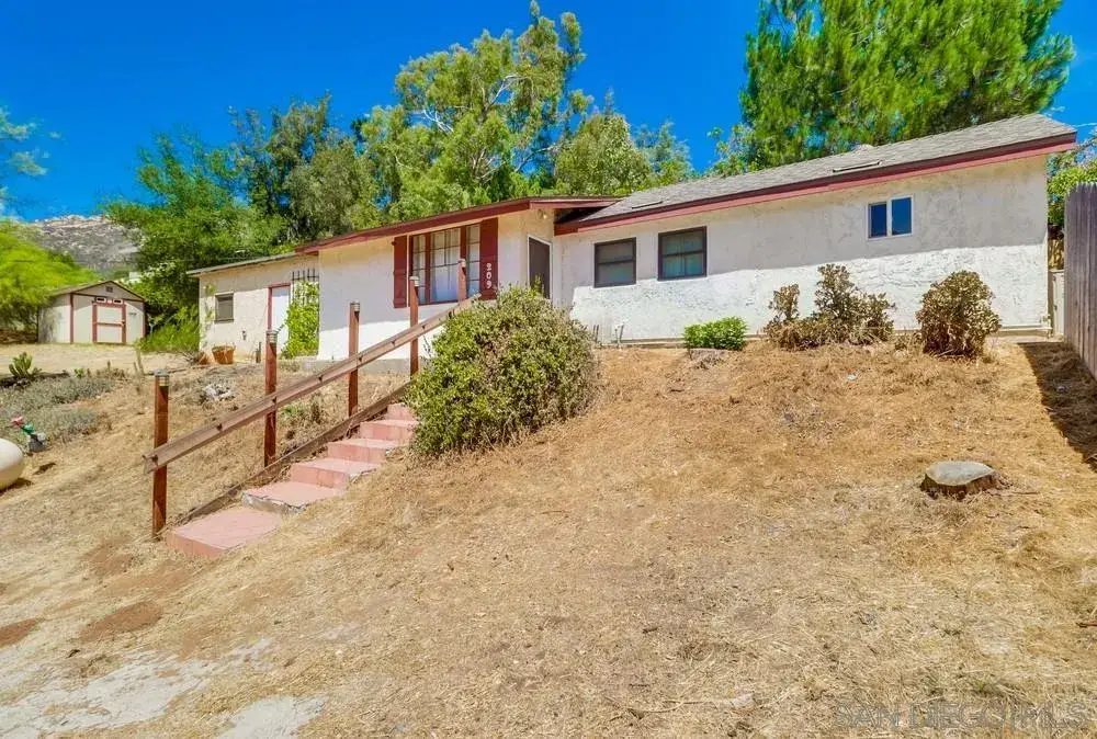 209 Frances Dr, El Cajon, CA 92019 - #1