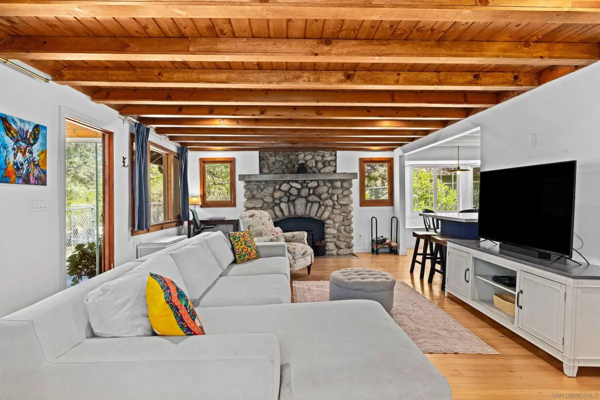 25860 Oakwood St, Idyllwild, CA 92549 - #1