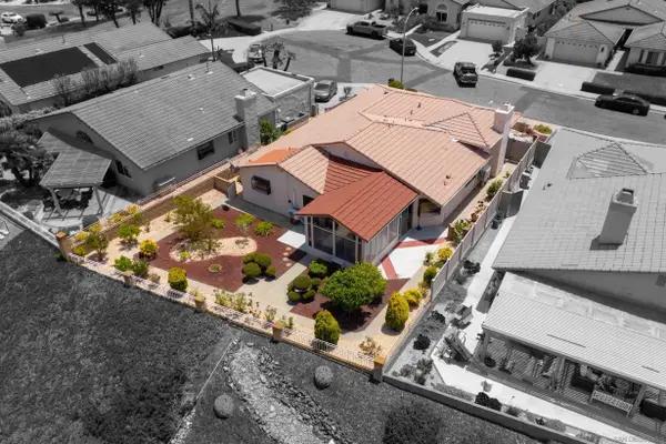 18228 Via Guadalmina, San Diego, CA 92128