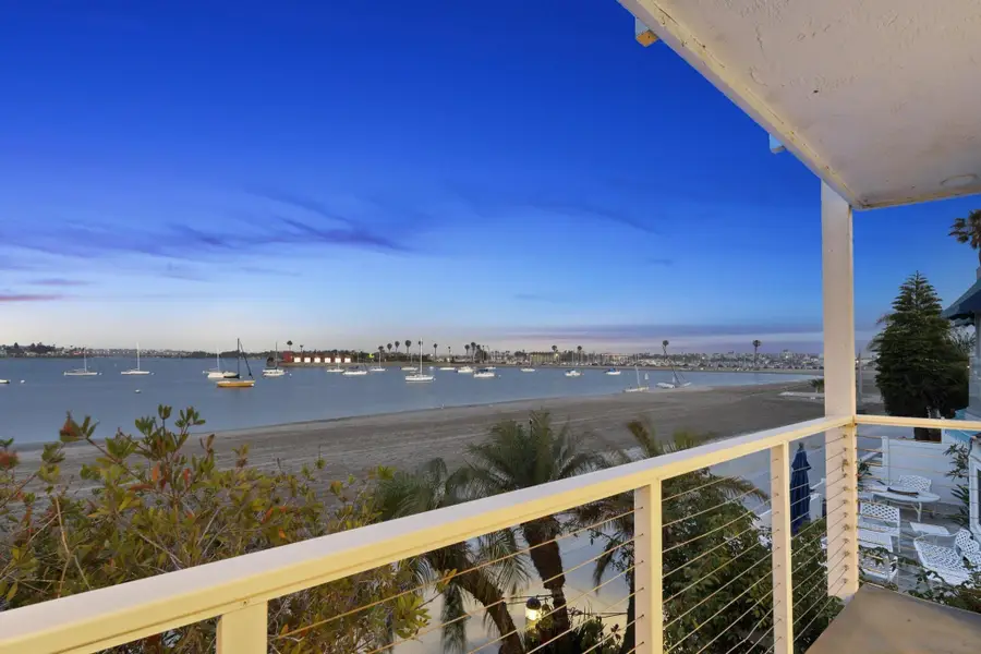 3630 Bayside Walk #B, San Diego, CA 92109 - #2