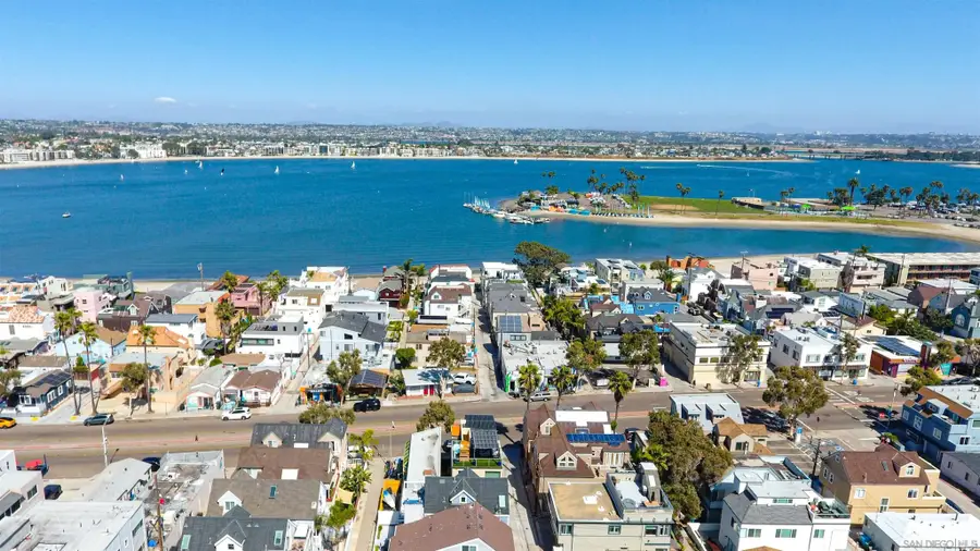 3828 Mission Blvd, San Diego, CA 92109 - #3