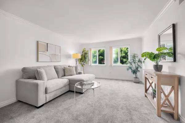 1756 Essex #206, San Diego, CA 92103