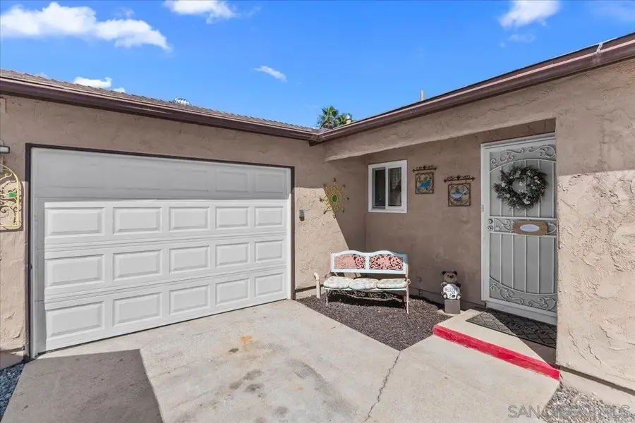 9254 Shadow Hill Rd, Santee, CA 92071 - #2
