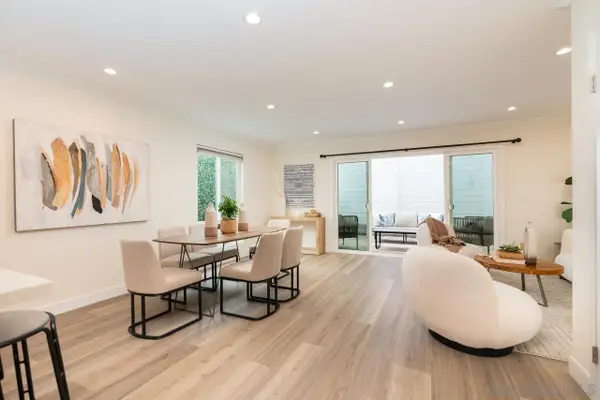 236 B, Coronado, CA 92118