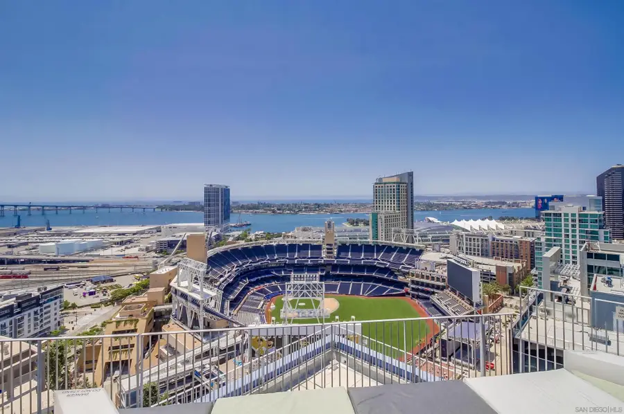 321 10th #512, San Diego, CA 92101 - #3