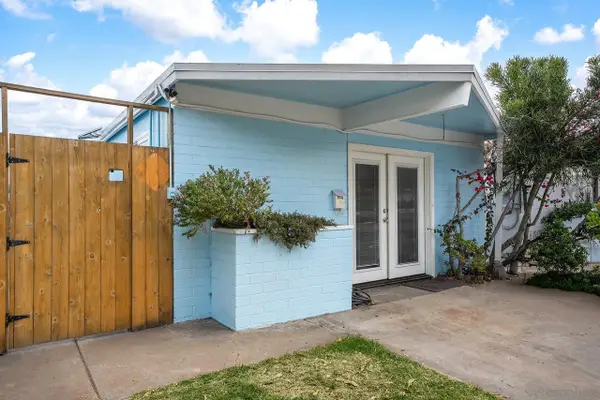 5036 W Point Loma Blvd, San Diego, CA 92107