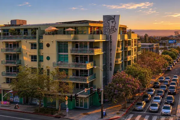3812 Park #209, San Diego, CA 92103