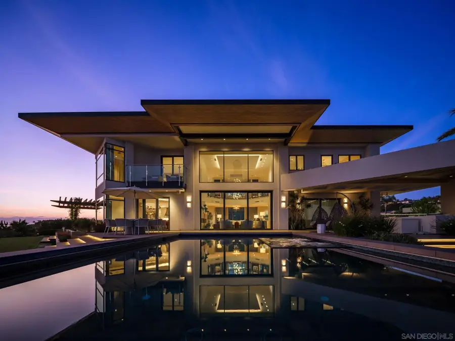 5416 Candlelight Dr, La Jolla, CA 92037 - #2
