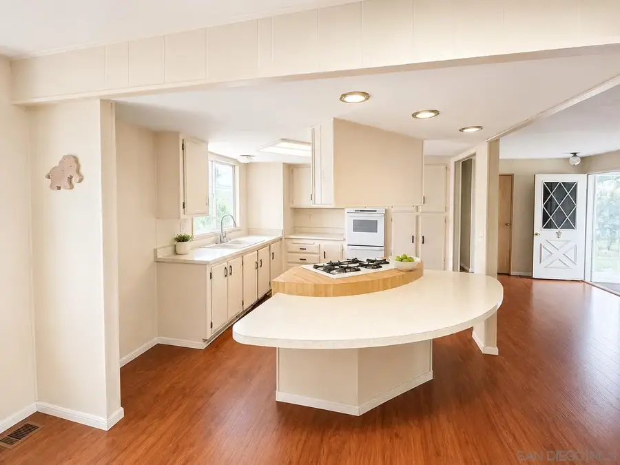 38155 Via Taffia, Murrieta, CA 92563 - #2