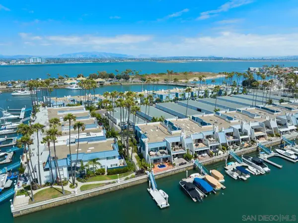 65 Antigua Court, Coronado, CA 92118