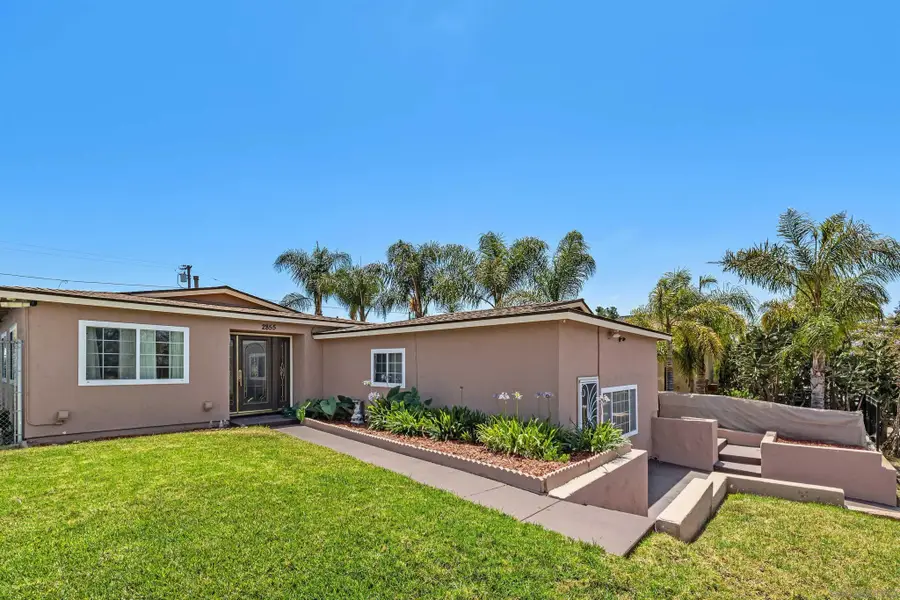 2855 Franklin Ave, San Diego, CA 92113 - #3