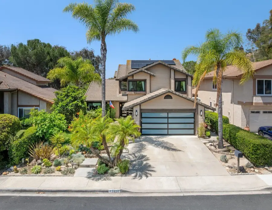 12626 La Tortola, San Diego, CA 92129 - #3