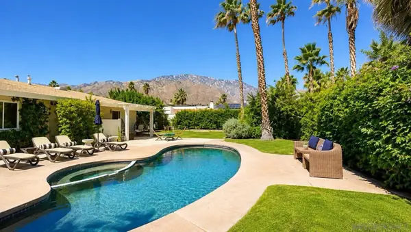 1318 E Via Escuela, Palm Springs, CA 92262