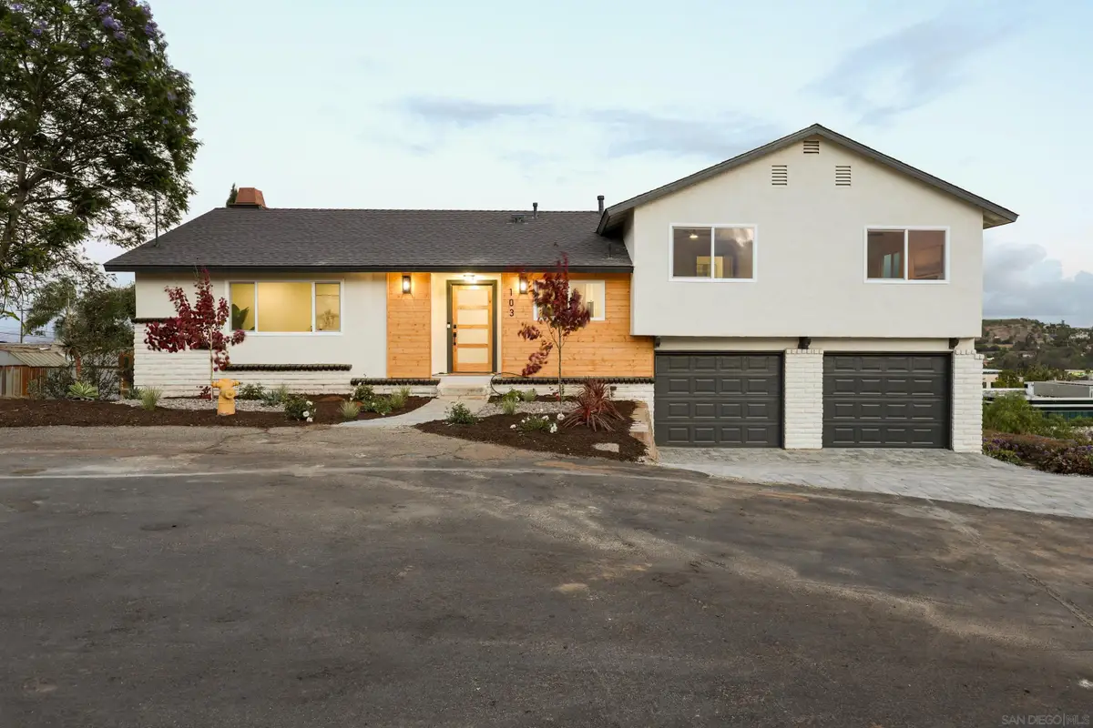 103 Howell Heights, Escondido, CA 92025 - #1